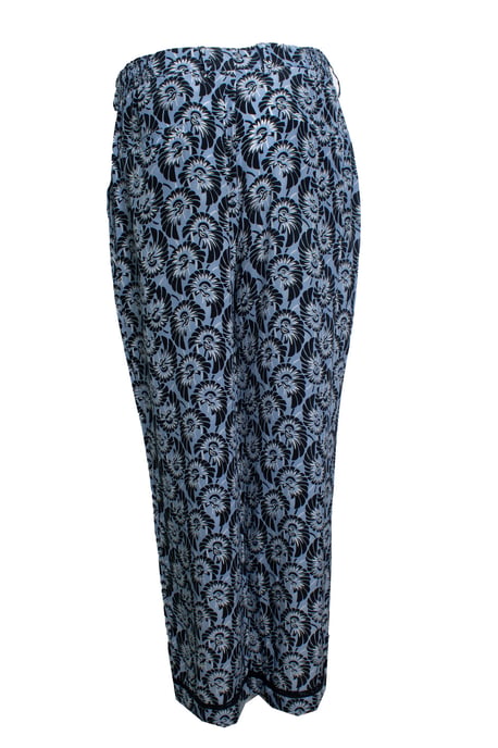 Prada, blue floral printed silk casual pantalon - Image 4