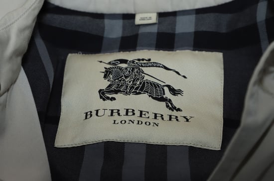 Burberry Gabardine Harrington Jacket in Beige Cotton - Image 2