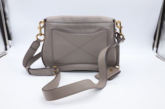 Marc Jacobs recruit nomad tas in mink met gouden details - Image 4