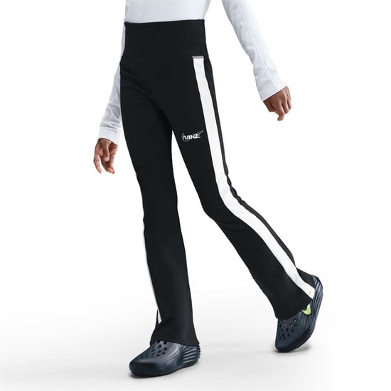 Girls Nike G Nsw Clssc Tgh in Black/Black/Whi - Image 1