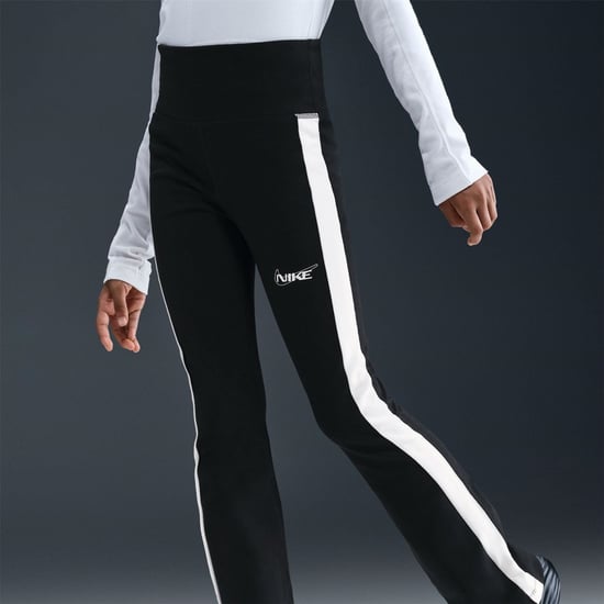 Girls Nike G Nsw Clssc Tgh in Black/Black/Whi - Image 6