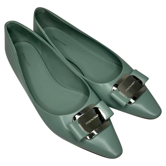 Salvatore Ferragamo New Vara Ballerinaskor i Mintgrön Lammsskinn - Image 5