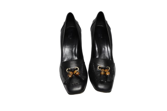 Gucci Loafer Tassel Pumps with Bamboo Accent in Brown Leather - Image 2