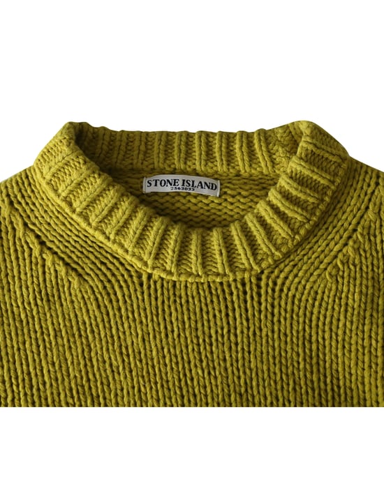 Stone Island Grovstickad Rundringad Tröja i Gul Ull - Image 3