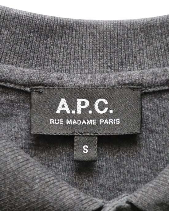 A.P.C.-logotypbroderad pikétröja i grå bomull - Image 4