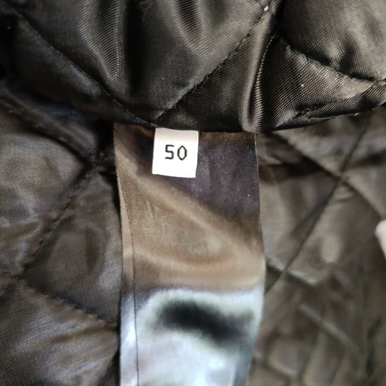 Balenciaga – Beskuren Vadderad Jacka i Svart Fuskpäls - Image 5