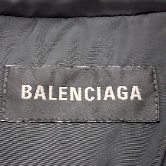Balenciaga Logo Zip-Up Cropped Down Jacket in Black Polyester - Image 4