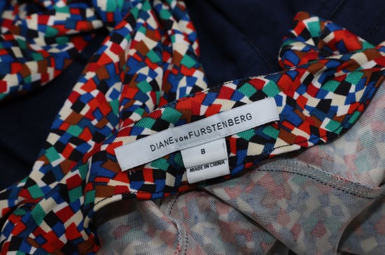 Diane Von Furstenberg Omlottklänning med Denimkjol i Flerfärgad Viskos - Image 2