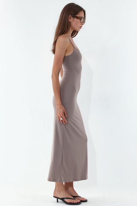 Sleeveless midi slip dress - Image 4