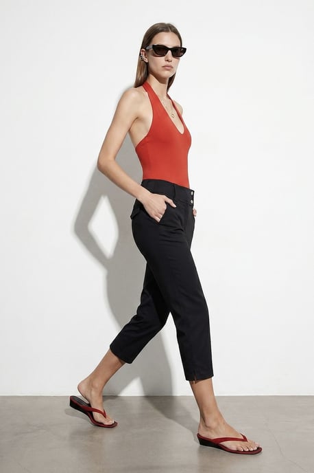 Women's High-waist Wide-leg Capri Trousers - Image 4