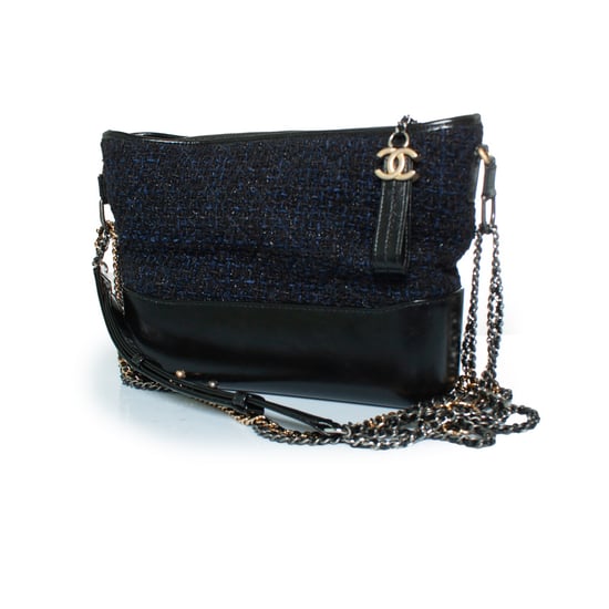 Chanel, Medium Gabrielle tweed axelväska - Image 2