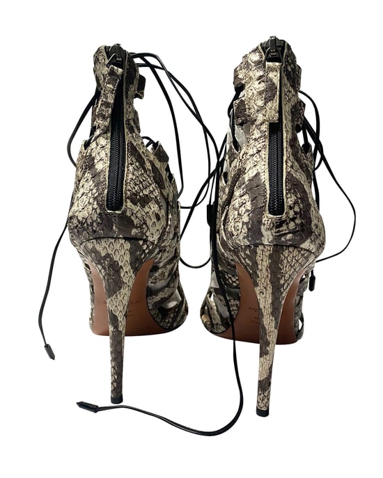 Aquazzura Amazon Elaphe 105 sandalen van pythonleer. - Image 4