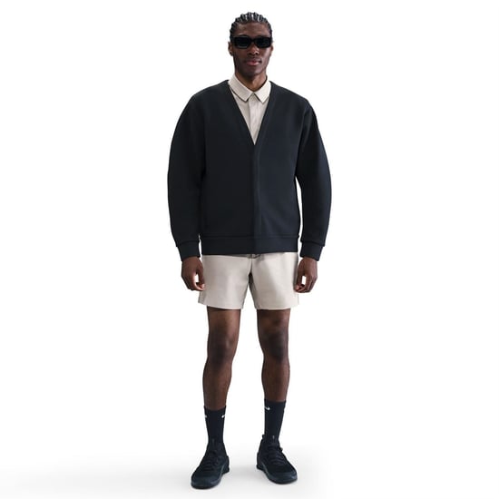 Men's Nike M Nk Df 24.7 Is in Black/Dk Smoke - Image 3