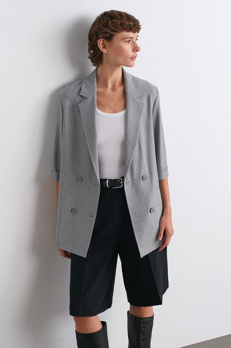 Long Striped Shawl-collar Blazer - Image 3