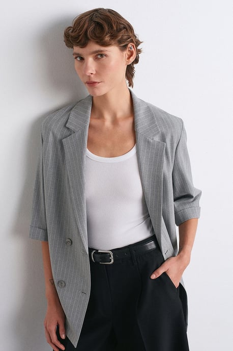 Long Striped Shawl-collar Blazer - Image 5