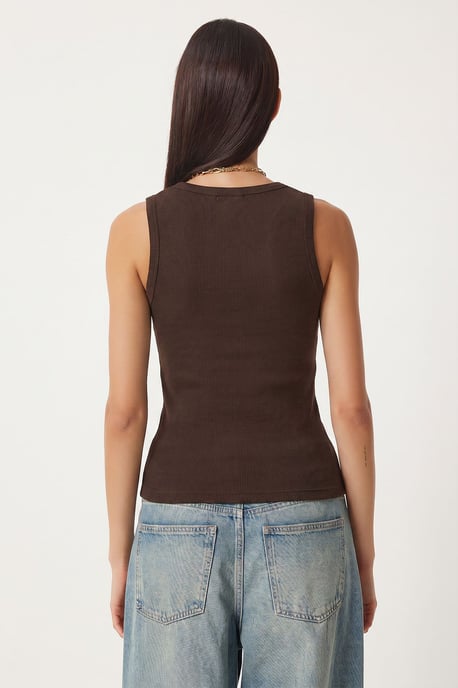 Fitted U Collar Knitted 2- Pack Tank Top - Image 3