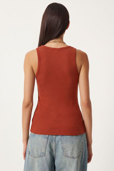 Fitted U Collar Knitted 2- Pack Tank Top - Image 5