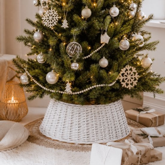 WDMT Rieten kerstboomrok wit Ø56 x 22 cm – kerstboommand van gevlochten riet – - Image 3