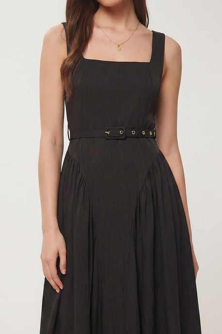 Belted Sleeveless Midi Dress - Image 4