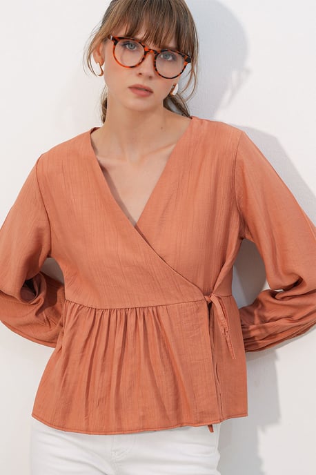 V-Neck Tie Detail Crepe Wrap Blouse - Image 3