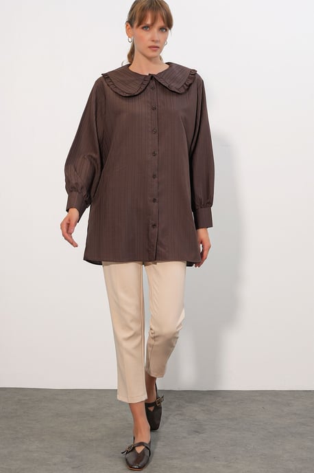 Long-sleeve Textured Shirt With Baby Collar - Image 2