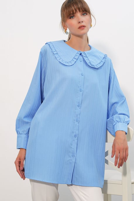 Long-sleeve Textured Shirt With Baby Collar - Image 1