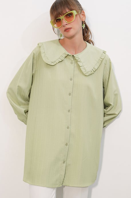 Long-sleeve Textured Shirt With Baby Collar - Image 3