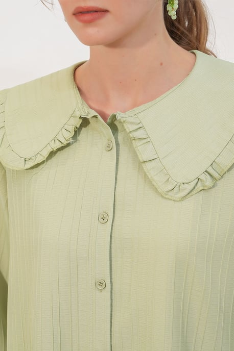 Long-sleeve Textured Shirt With Baby Collar - Image 4