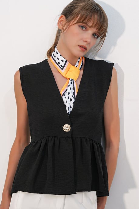 V-Neck Buttoned Sleeveless Blouse - Image 3