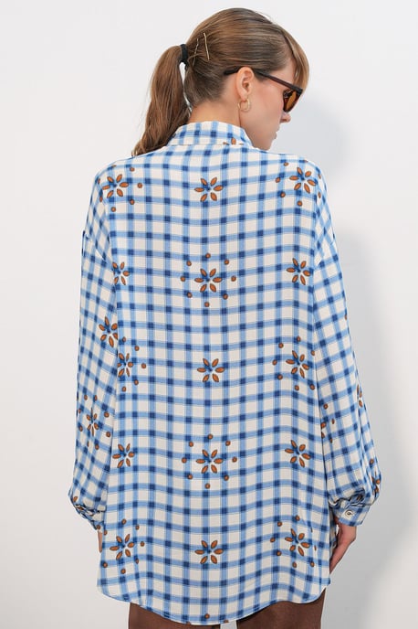 Overmaatse Geruite Crepe Blouse - Image 5