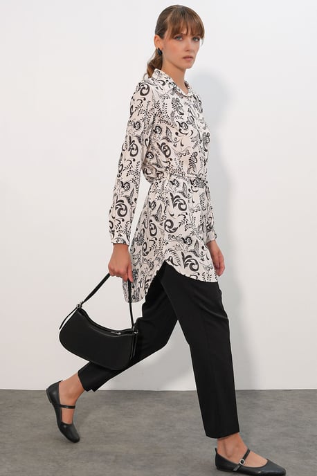 Bloemige Viscose Crepe Oversized Lange Blouse met Ceintuur - Image 2