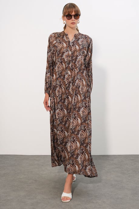 Patterned V-Neck Maxi Dress - Image 3