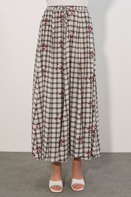 High-Waist Plaid Maxi Skirt - Image 2