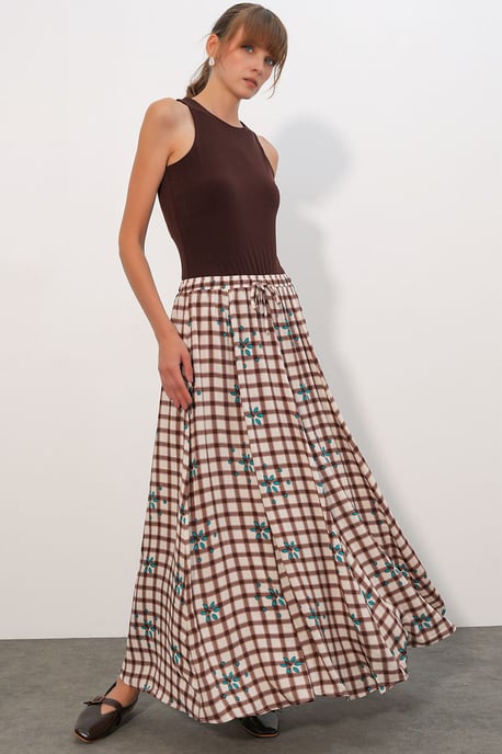 High-Waist Plaid Maxi Skirt - Image 1
