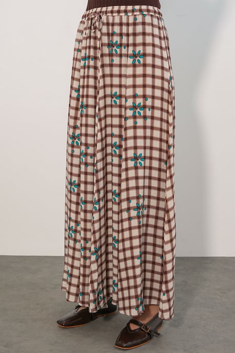 High-Waist Plaid Maxi Skirt - Image 4