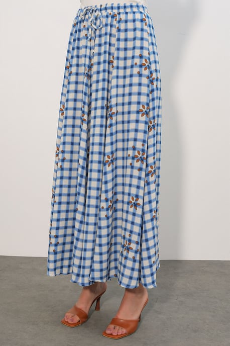 High-Waist Plaid Maxi Skirt - Image 4