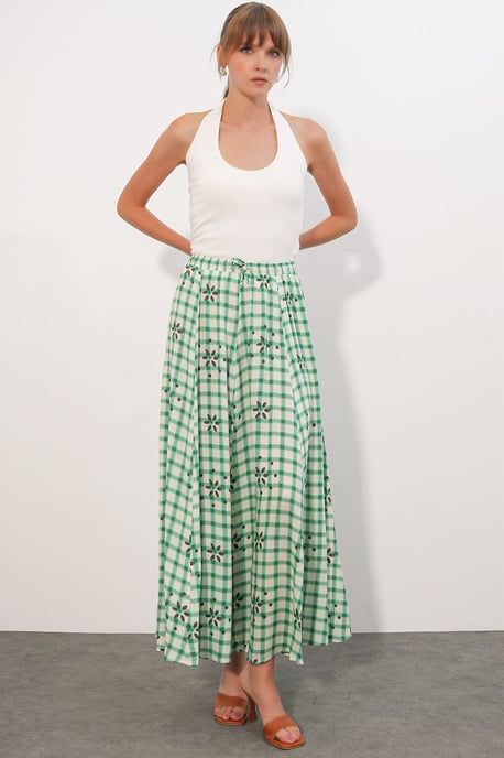 High-Waist Plaid Maxi Skirt - Image 3