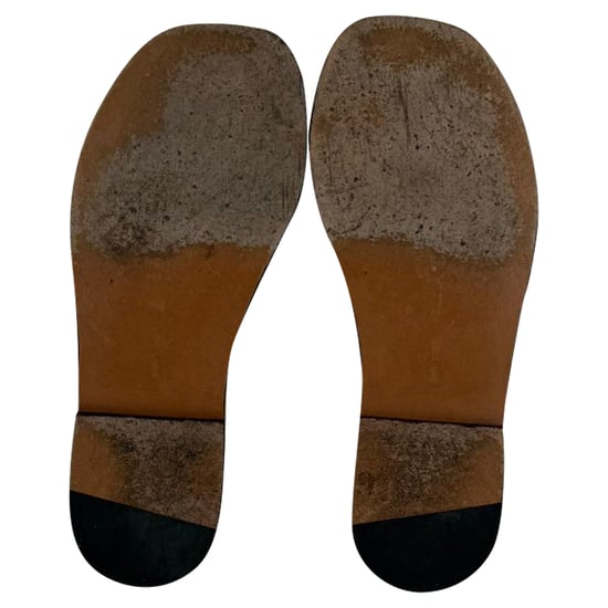 Celine Ögonhål T-rem Platta Sandaler i Vit Läder - Image 6