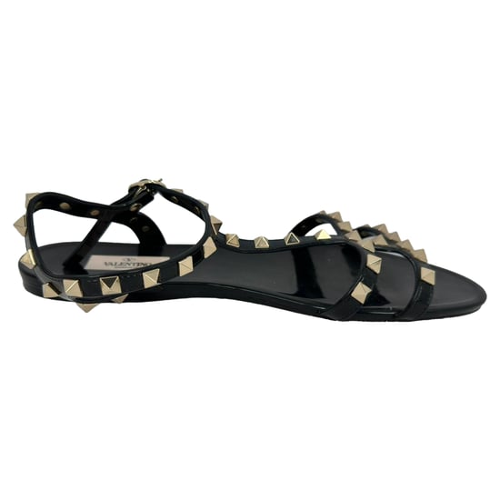 Valentino Garavani Rockstud Platte Sandalen in Zwarte Rubber - Image 1