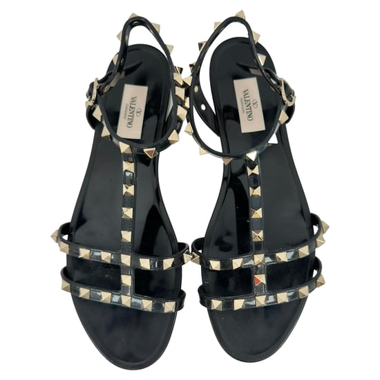 Valentino Garavani Rockstud Platte Sandalen in Zwarte Rubber - Image 4