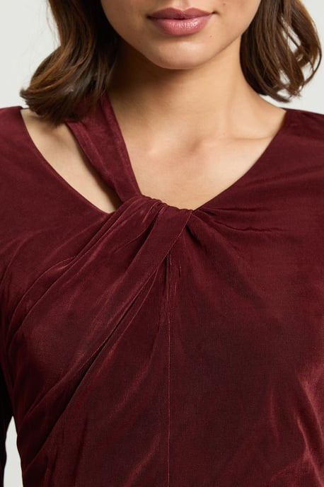 Slinky Crepe Twist Detail Long Sleeve Top - Image 4
