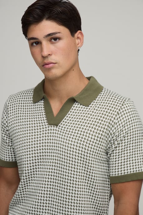 Regular Fit V Neck Houndstooth Knitted Polo - Image 3