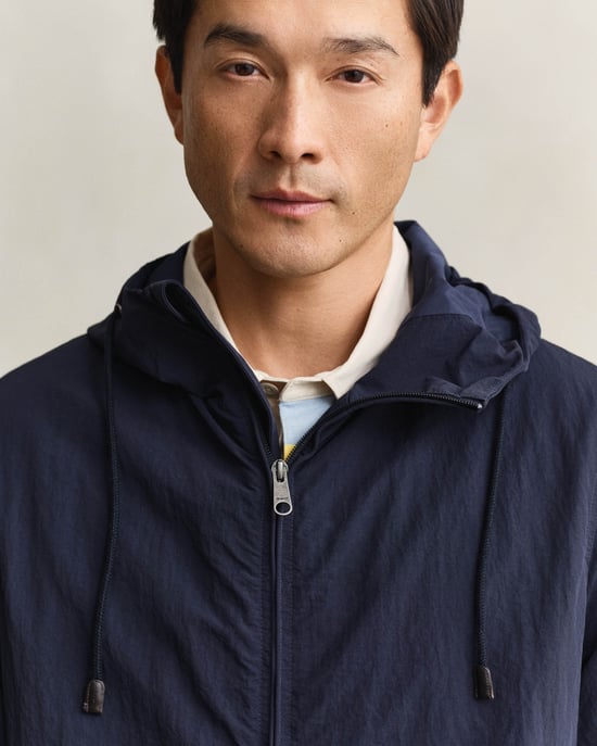 Regular Fit Long Sleeve Logo Detail Windbreaker Jacket in Navy - Image 3