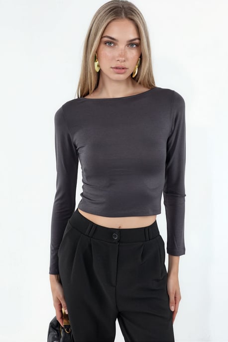 Slim Fit Crop Blouse with Back Detail - Image 2