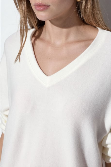Women’s V-neck Knit Sweater - Image 4