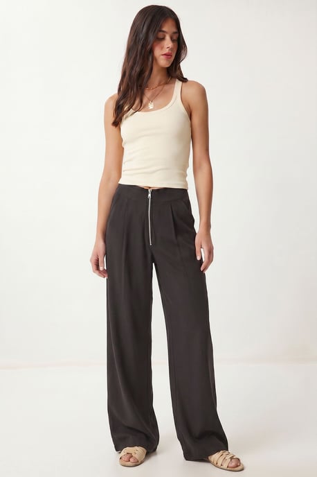 High-Waist Wide-Leg Crepe Trousers - Image 1