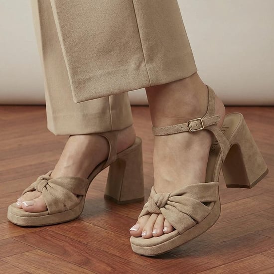 Jones Bootmaker Gloriana Block Heel Leather Buckled Sandals - Image 5