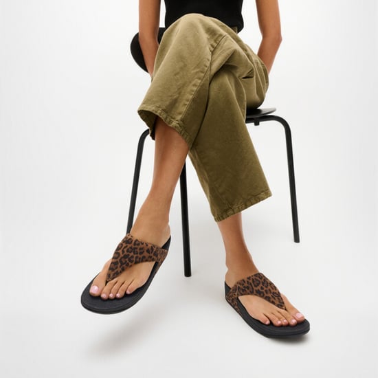 FitFlop Lulu suede leopard toe-post sandals - Image 5