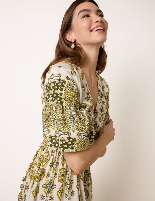 V Neck Border Print Dress - Image 2