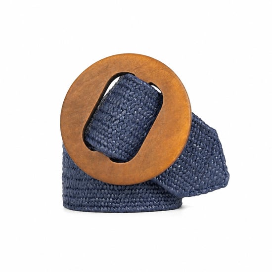 Women’s Woven Elastic Dress Belt Straw-Look Waist Belt with Wooden Buckle in Navy - Image 3
